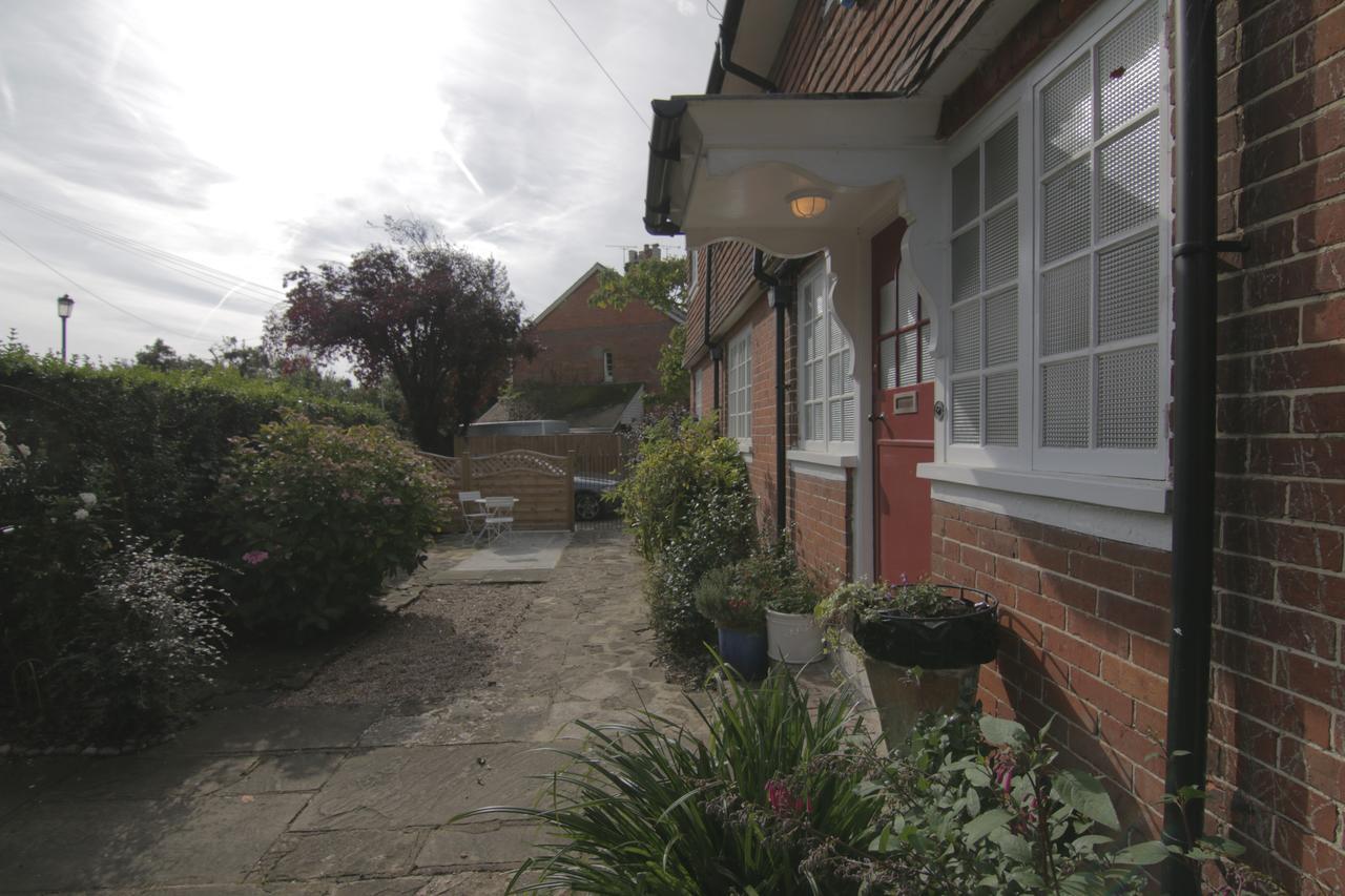 Red Cottage B&B Rye Extérieur photo